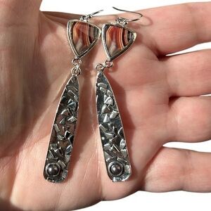 New 🎁 Silver Quartz and Hematite Dangle Earrings
